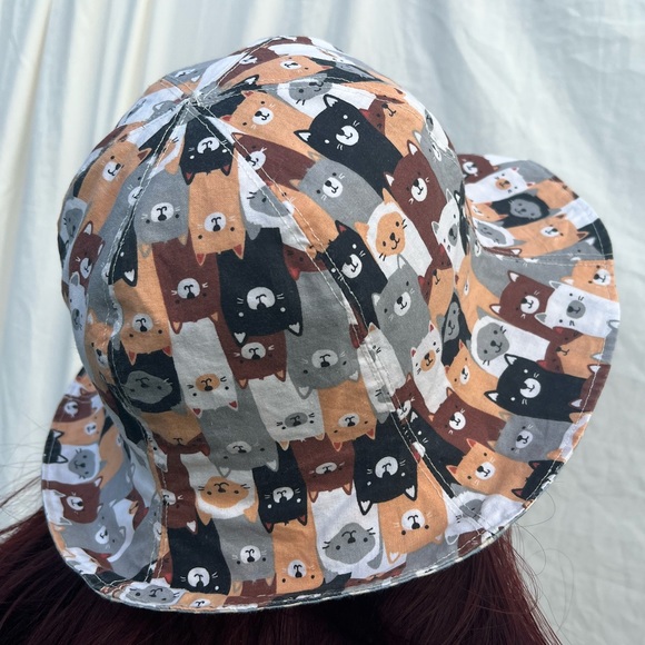 Cat Bucket Hat - Picture 2 of 4